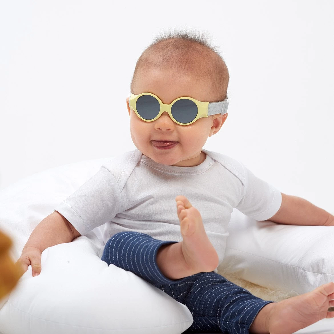 Beaba Lunettes Bandeau Jaune Pastel 0-9 Mois De Béaba 2 Beaba Lunettes Bandeau Jaune Pastel 0-9 Mois De Béaba – Image 2