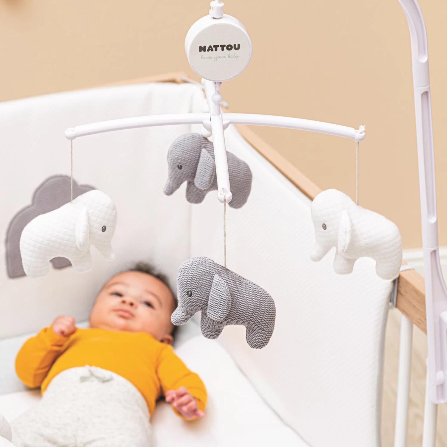 Tembo Mobile Blanc/Gris De Nattou 2 Tembo Mobile Blanc/Gris De Nattou – Image 2