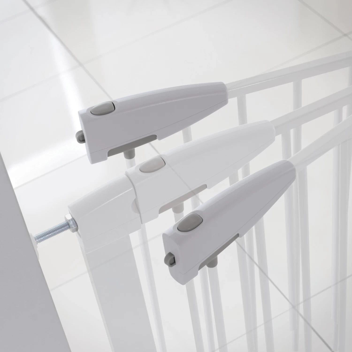 Barrière De Sécurité Easy Loc Blanche De Munchkin 6 Barrière De Sécurité Easy Loc Blanche De Munchkin – Image 6
